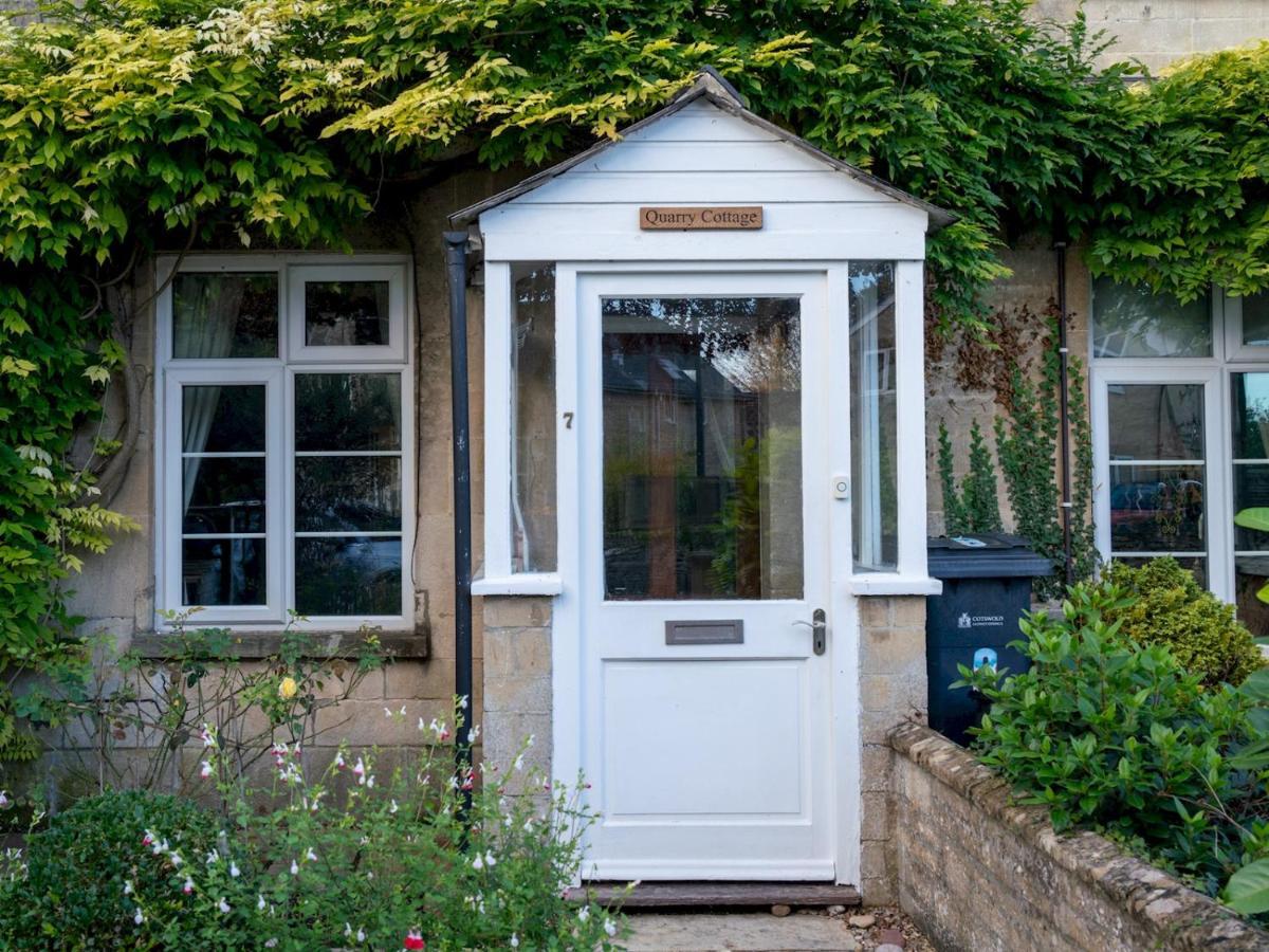 Quarry Cottage Courtyard Garden Pass The Keys Cirencester Exterior photo
